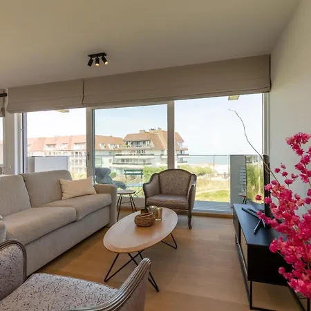 公寓 Luxurious Apartment With Incredible Sea View In 'T Zoute